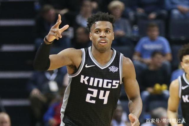 郭艾伦继续穿13号 广州队称赞他是年轻人榜样